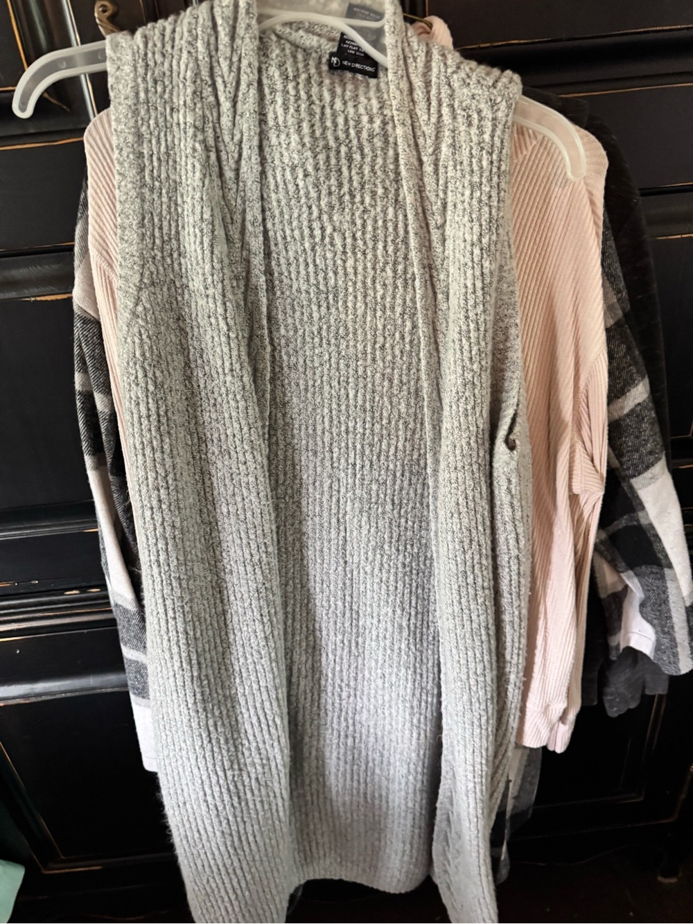 new directions Gray Open-Front Knit Sleeveless Cardigan